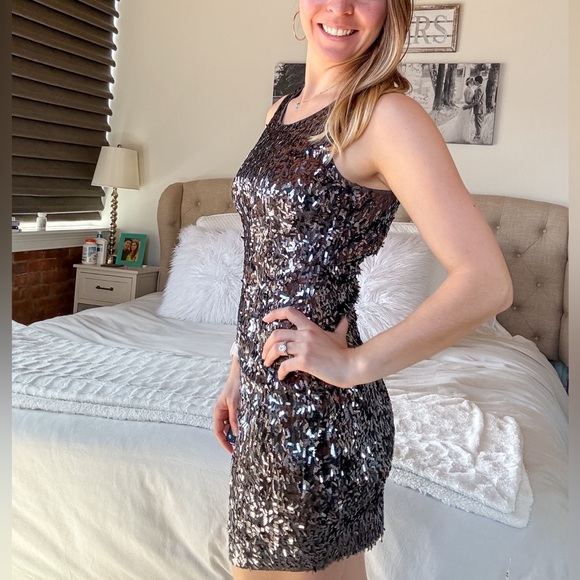 Sequin party cocktail dress - Picture 3 of 6
